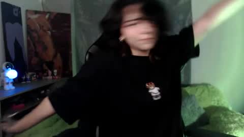 jade 18  online show from September 11, 4:23 am