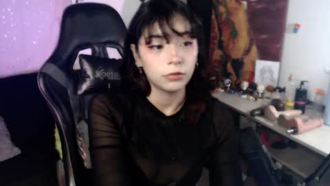 jade 18  online show from March 7, 7:38 am