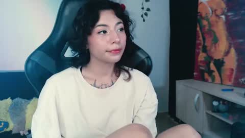 Snapshot of jaadee18 chatting on June 13, 6:39 pm jade 18 online show from June 13, 6:39 pm