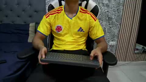 jace_parker online show from June 18, 12:00 am