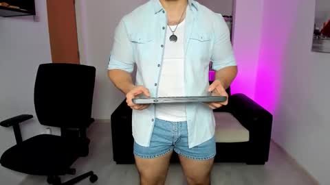 Snapshot of jace_thorne chatting on October 11, 4:49 pm Jace online show from October 11, 4:49 pm