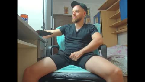 Snapshot of jaceblaze chatting on September 11, 4:23 am Jace online show from September 11, 4:23 am