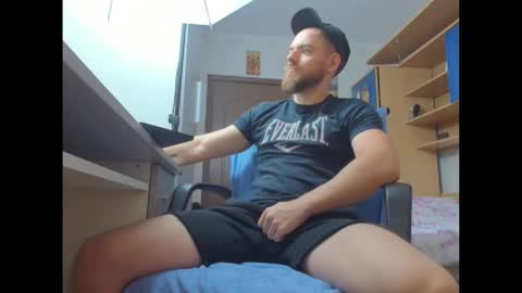 Snapshot of jaceblaze chatting on September 22, 3:19 am Jace online show from September 22, 3:19 am