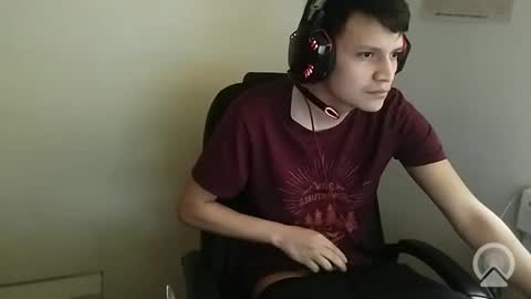 Snapshot of jack00772 chatting on December 21, 7:43 pm jack00772 online show from December 21, 7:43 pm