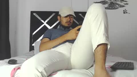 Snapshot of jack03xx_ chatting on January 10, 10:04 pm Jack online show from January 10, 10:04 pm