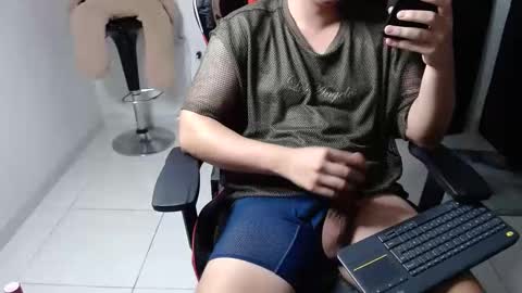 Snapshot of jack_boy_cum chatting on October 18, 4:48 am Jack online show from October 18, 4:48 am