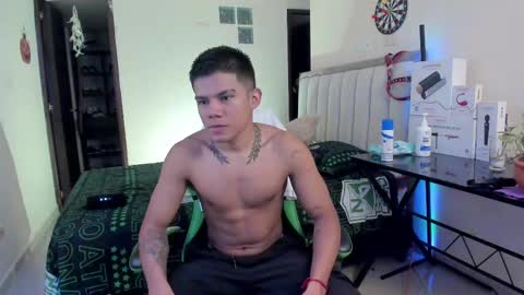 Snapshot of jack_castell chatting on October 7, 11:07 am JACK CASTELL online show from October 7, 11:07 am