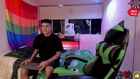 Snapshot of jack_castell chatting on November 23, 11:26 pm JACK CASTELL online show from November 23, 11:26 pm