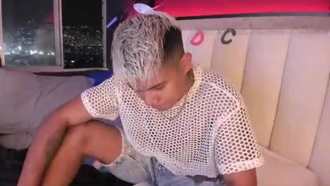 Snapshot of jack_castell chatting on July 18, 12:26 am JACK CASTELL online show from July 18, 12:26 am