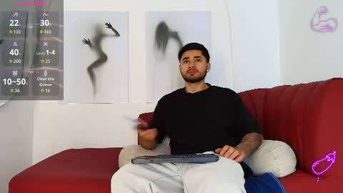    online show from July 4, 2:01 pm