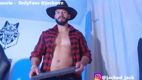 Snapshot of jack_master_muscle chatting on March 12, 10:27 pm jack and leah online show from March 12, 10:27 pm