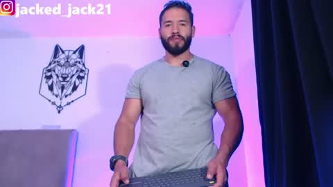 Snapshot of jack_master_muscle chatting on July 8, 10:47 pm jack and leah online show from July 8, 10:47 pm