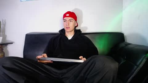 Snapshot of jack_norizz chatting on December 28, 10:47 am INDEPENDENT MODEL online show from December 28, 10:47 am