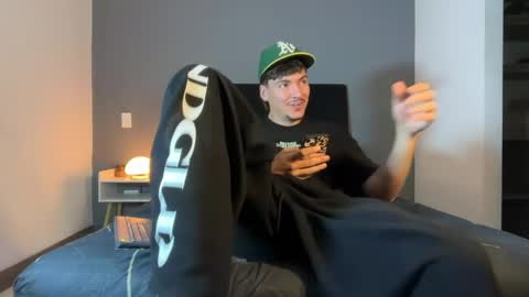 Snapshot of jack_norizz chatting on May 28, 3:04 am INDEPENDENT MODEL online show from May 28, 3:04 am