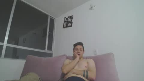Snapshot of jack_zoe24 chatting on October 26, 2:06 am jack_zoe24 online show from October 26, 2:06 am