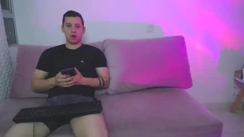 jack_zoe24 online show from November 23, 12:10 am