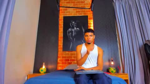 Snapshot of jackandjoes chatting on November 10, 3:05 am Jack and Joes online show from November 10, 3:05 am