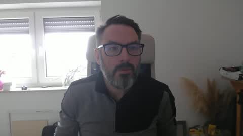 Snapshot of jackbauer9999 chatting on April 3, 11:30 am jackbauer9999 online show from April 3, 11:30 am
