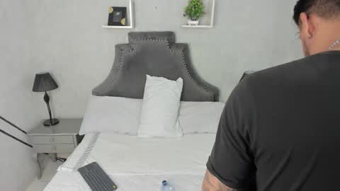 Jack White online show from November 30, 8:46 pm