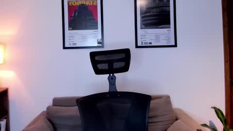 Jack J online show from October 10, 10:25 am