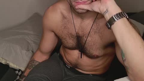 Snapshot of jackdesfeux chatting on January 9, 10:41 am Jack  online show from January 9, 10:41 am