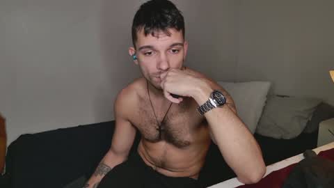 Snapshot of jackdesfeux chatting on January 10, 2:46 am Jack  online show from January 10, 2:46 am