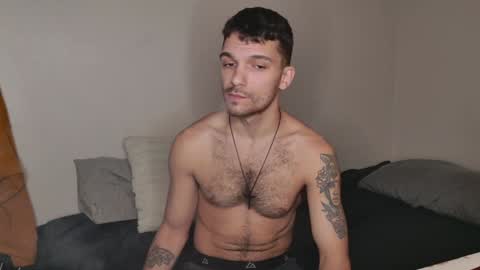 Snapshot of jackdesfeux chatting on January 14, 4:04 am Jack  online show from January 14, 4:04 am