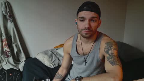 Snapshot of jackdesfeux chatting on January 17, 4:04 pm Jack  online show from January 17, 4:04 pm