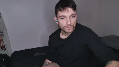 Snapshot of jackdesfeux chatting on February 24, 1:46 am Jack  online show from February 24, 1:46 am