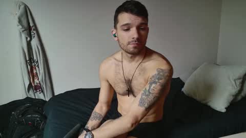 Snapshot of jackdesfeux chatting on February 24, 6:47 pm Jack  online show from February 24, 6:47 pm