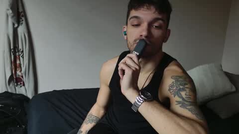 Snapshot of jackdesfeux chatting on February 25, 2:22 pm Jack  online show from February 25, 2:22 pm