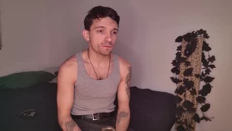 Snapshot of jackdesfeux chatting on September 28, 2:39 am Jack  online show from September 28, 2:39 am