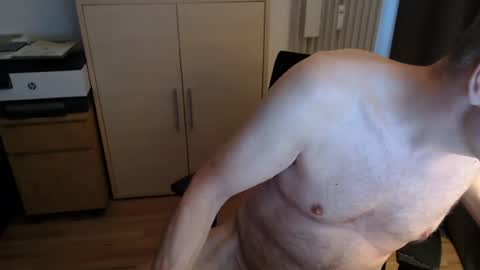 Snapshot of jackdus74 chatting on June 28, 2:45 pm jackdus74 online show from June 28, 2:45 pm