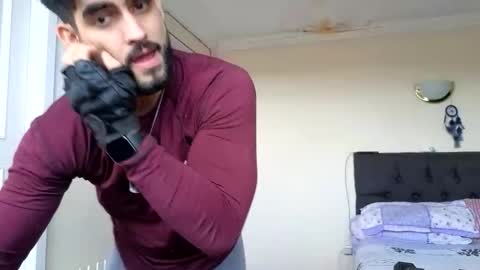 Snapshot of jackecuador chatting on May 19, 9:21 pm Jack online show from May 19, 9:21 pm