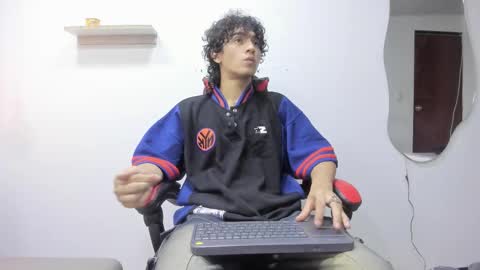 Snapshot of jackestaylor chatting on October 25, 5:37 am Jackes Taylor online show from October 25, 5:37 am