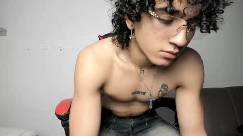 Snapshot of jackestaylor chatting on November 19, 5:07 am Jackes Taylor online show from November 19, 5:07 am