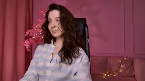 Snapshot of jackiebard chatting on September 12, 1:55 pm Jackie Byrd online show from September 12, 1:55 pm