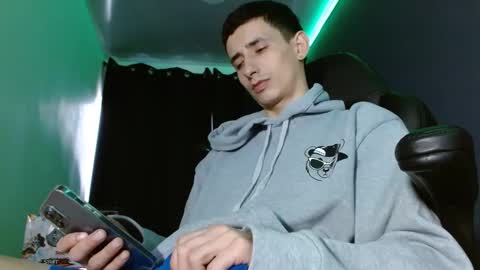 Snapshot of jackk_ho chatting on December 15, 4:48 pm Jack online show from December 15, 4:48 pm