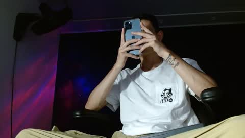 Snapshot of jackk_ho chatting on January 14, 2:19 am Jack online show from January 14, 2:19 am