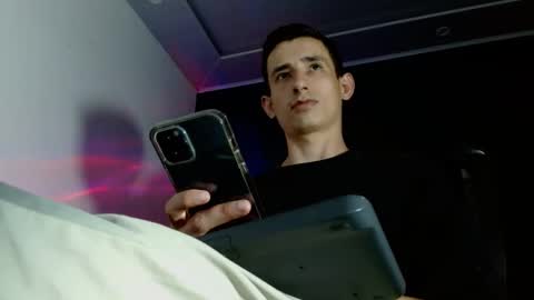 Snapshot of jackk_ho chatting on February 14, 4:37 am Jack online show from February 14, 4:37 am