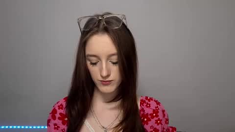 Lisa online show from January 7, 1:02 pm