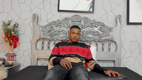 Snapshot of jackmacson chatting on December 7, 2:57 pm jackmacson online show from December 7, 2:57 pm