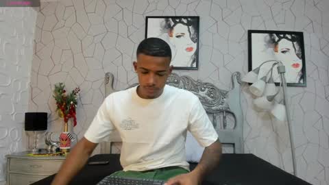 Snapshot of jackmacson chatting on January 9, 12:09 pm jackmacson online show from January 9, 12:09 pm