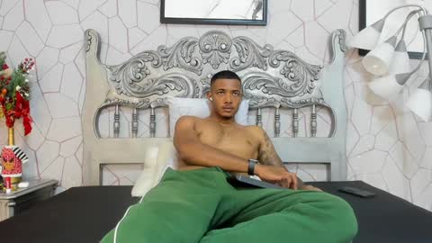 Snapshot of jackmacson chatting on January 9, 3:12 pm jackmacson online show from January 9, 3:12 pm