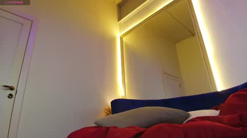 Snapshot of jackp0t__ chatting on January 21, 11:35 am Win by life online show from January 21, 11:35 am