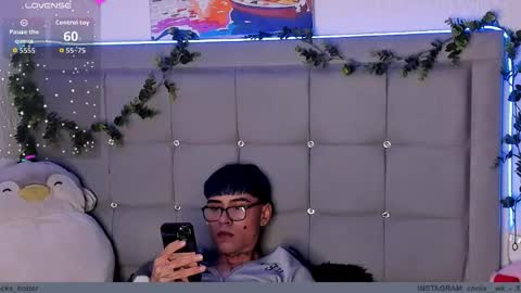 Snapshot of jacks_hotter chatting on May 23, 2:06 am Jackson online show from May 23, 2:06 am