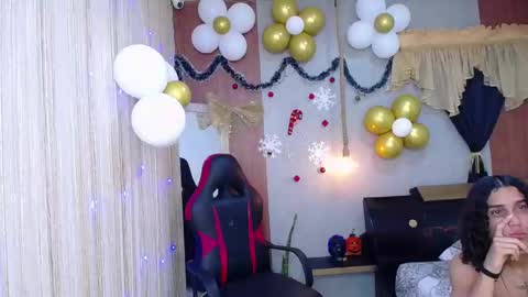 Snapshot of jackson_cr7 chatting on November 15, 4:21 am JAKSON online show from November 15, 4:21 am