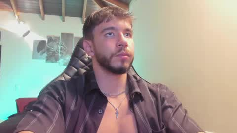 Snapshot of jackson_stifler1 chatting on January 27, 10:06 pm Jckson Stifler online show from January 27, 10:06 pm