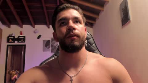 Snapshot of jackson_stifler1 chatting on April 20, 10:44 pm Jckson Stifler online show from April 20, 10:44 pm