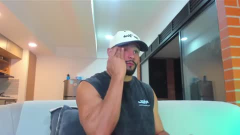 Snapshot of jackson_wayne__ chatting on June 24, 2:54 am Jackson Wayne online show from June 24, 2:54 am